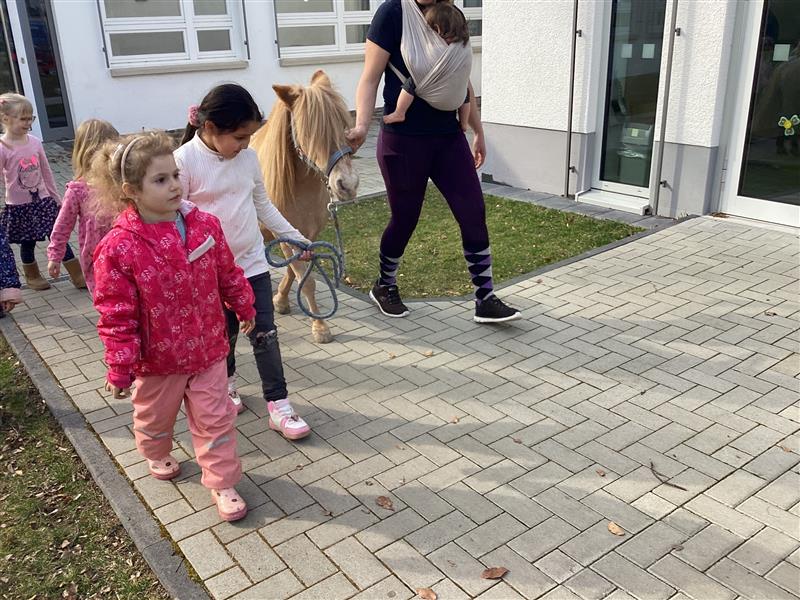 Überraschungsbesuch in der Wolkenburg